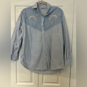 Vintage Western Connection Pearl Embroidered Button Down